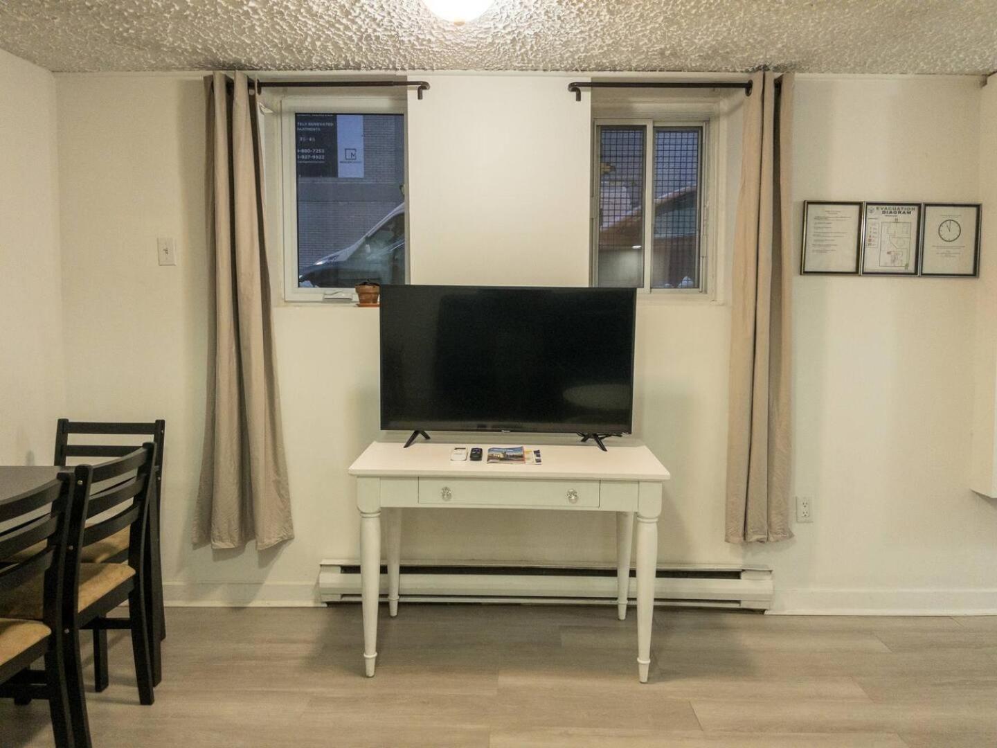 Heart Of Mtr For Memerable Experiance 2 Backyard 7Minmetro Fully Renovated & Equipped Montreal Exterior photo